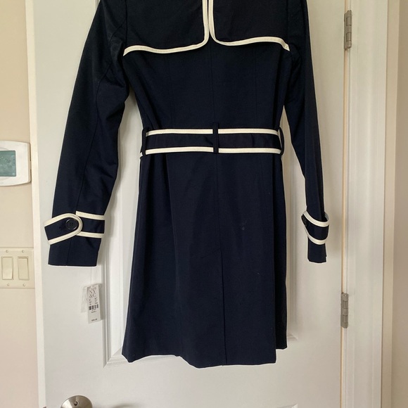 Navy rain coat - Picture 2 of 3